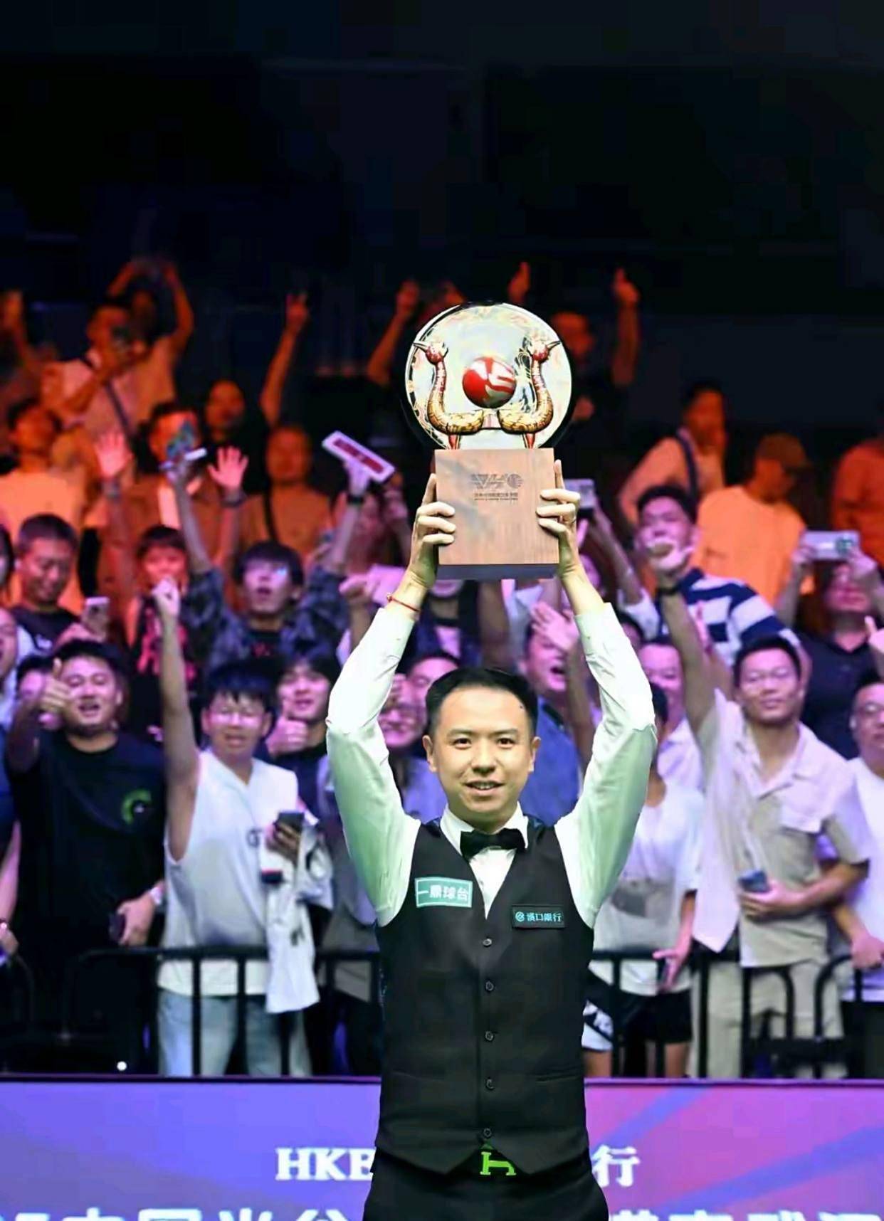 间隔极为紧 间隔极为紧