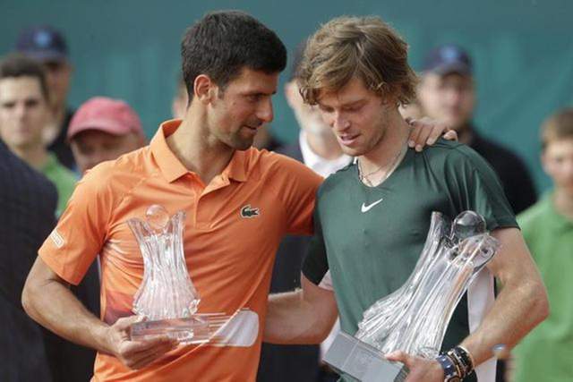 年轻球员 年轻球员