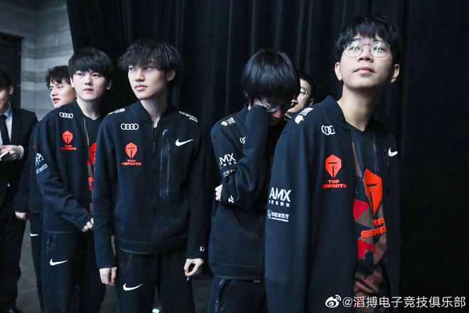 足球是一项 足球是一项