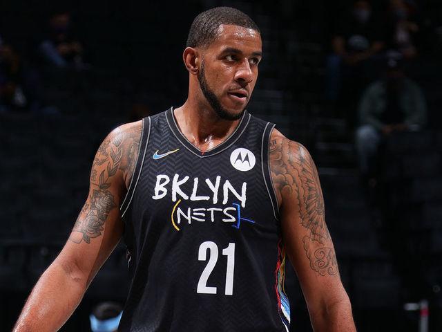 卡拉格：福登在英格兰队没那么自信，这在某种程度上限制了他.