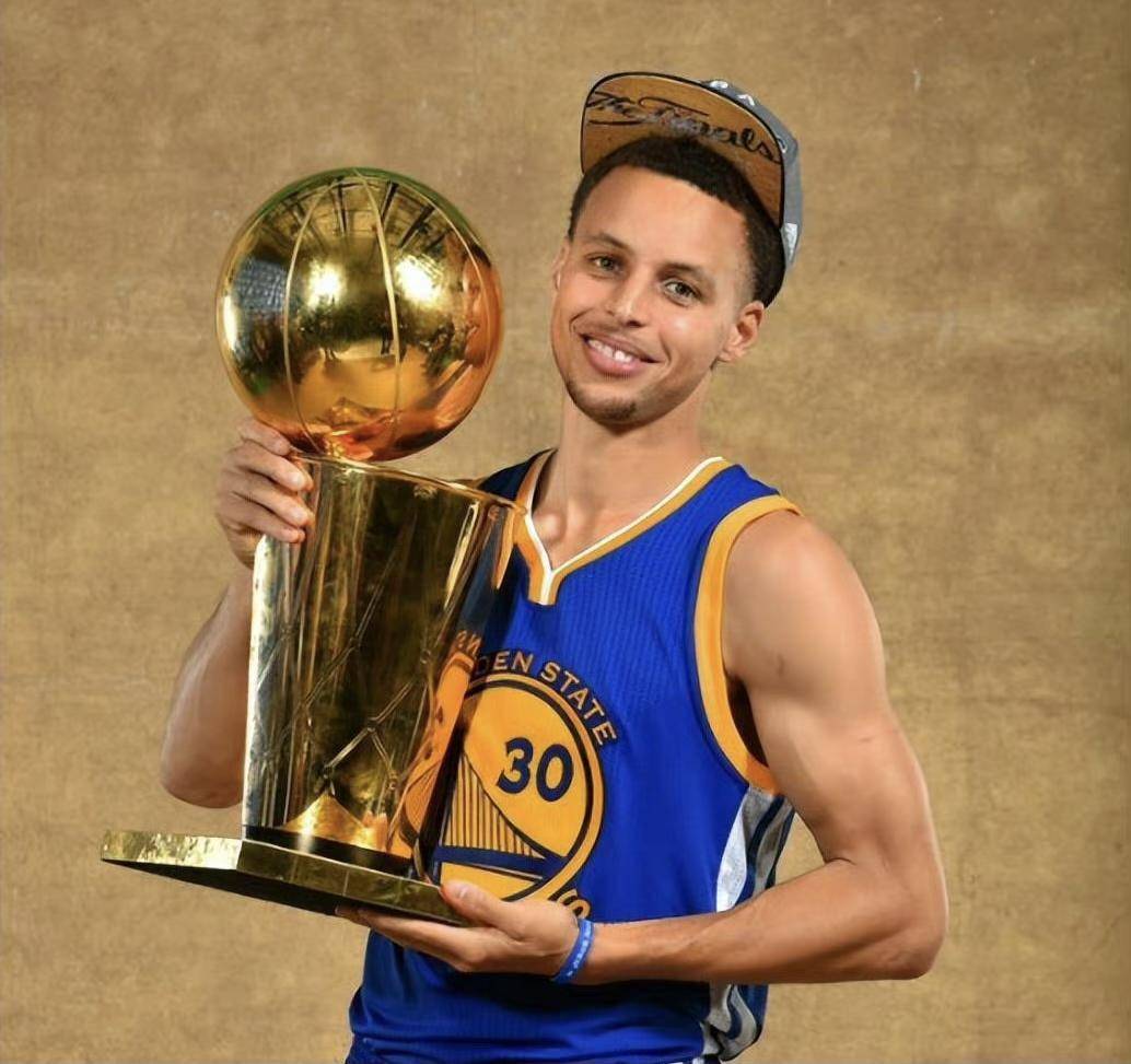 叠加门将的 叠加门将的