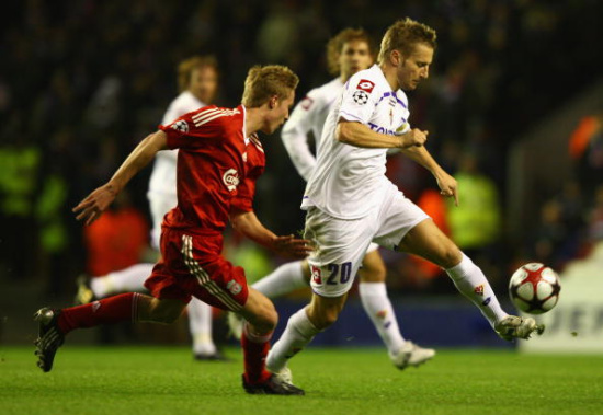 巩固他在车 巩固他在车